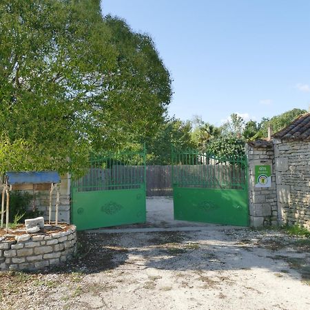Le Gite De Malecot Gite Familial De 5 Personnes Coulon Buitenkant foto