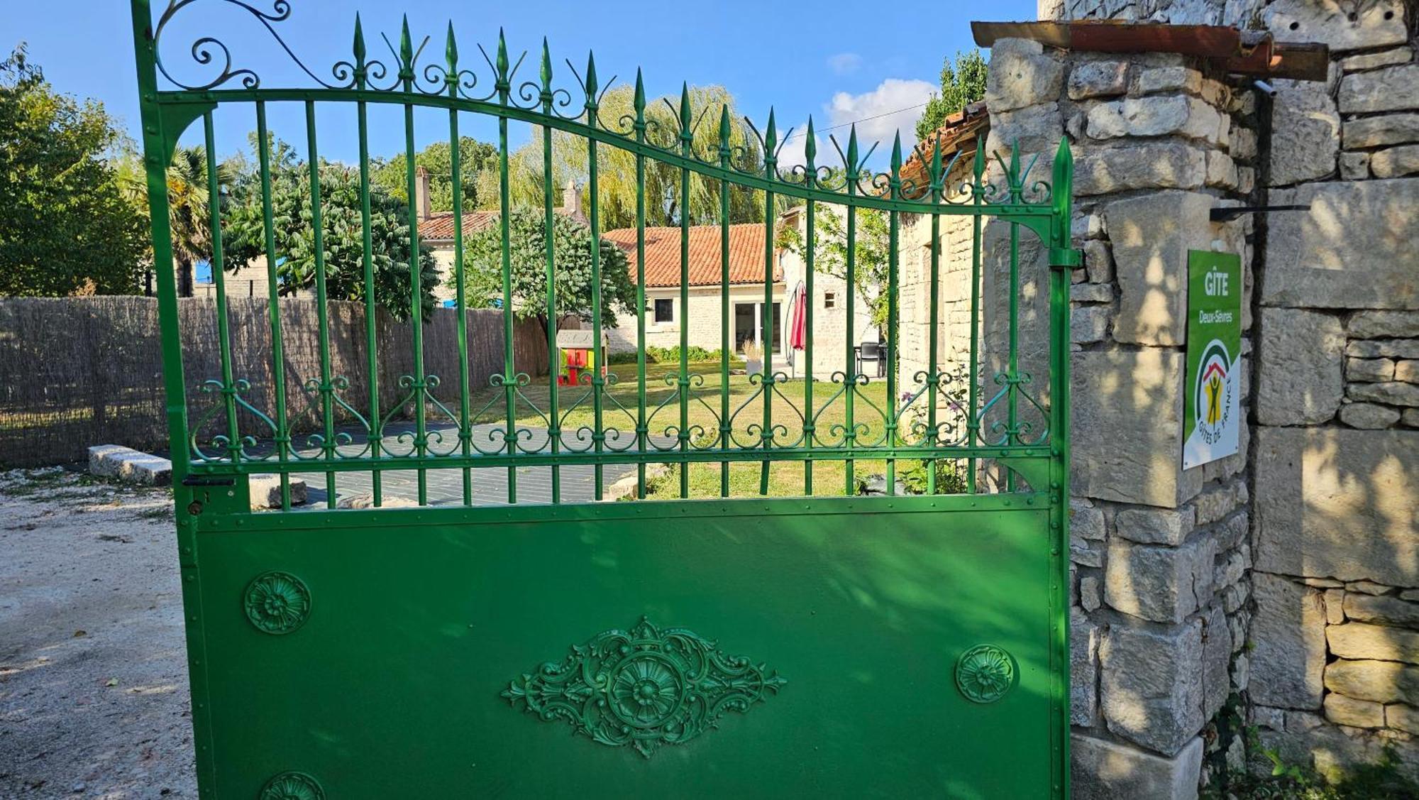 Le Gite De Malecot Gite Familial De 5 Personnes Coulon Buitenkant foto
